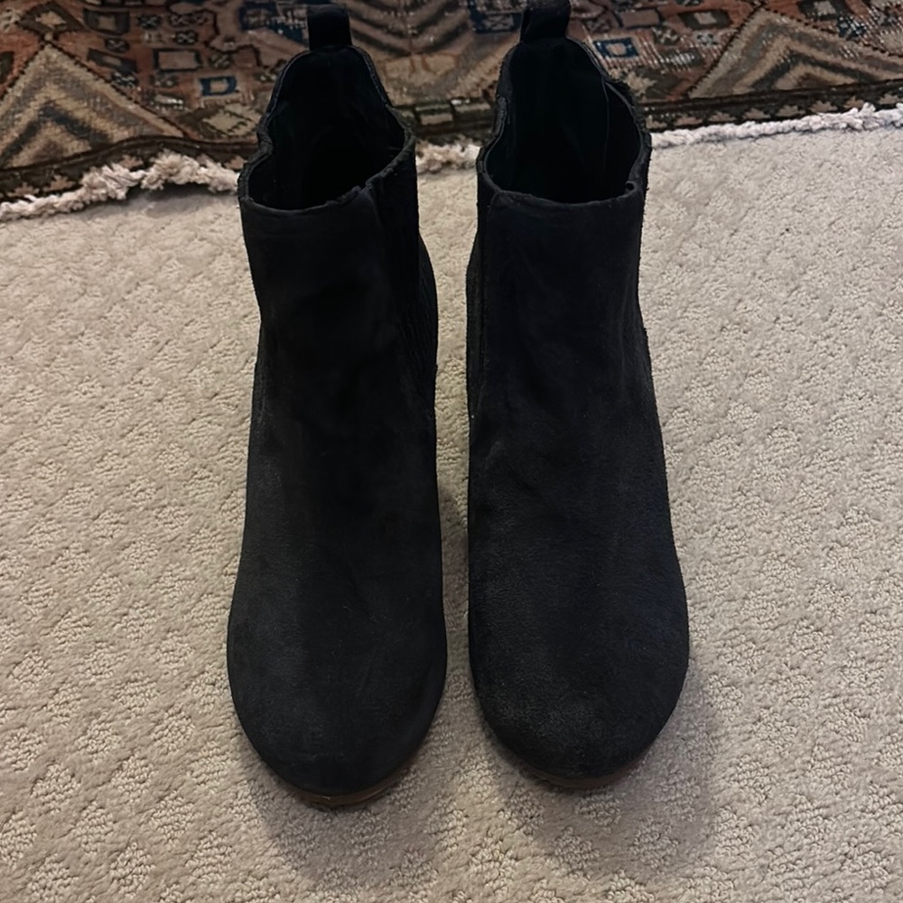 dv dolce vita  Black suede Ankle Boots Sz 8
